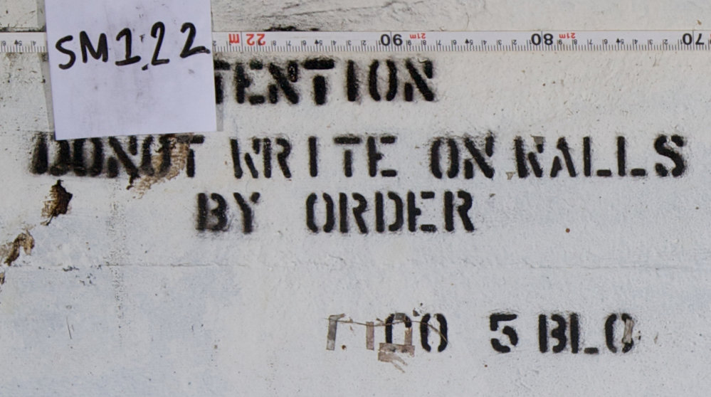 ATTENTION DO NOT WRITE ON WALLS BY ORDER C0 5 BLG
